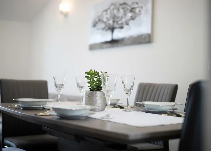 Lux Seaview Apartment Poljane