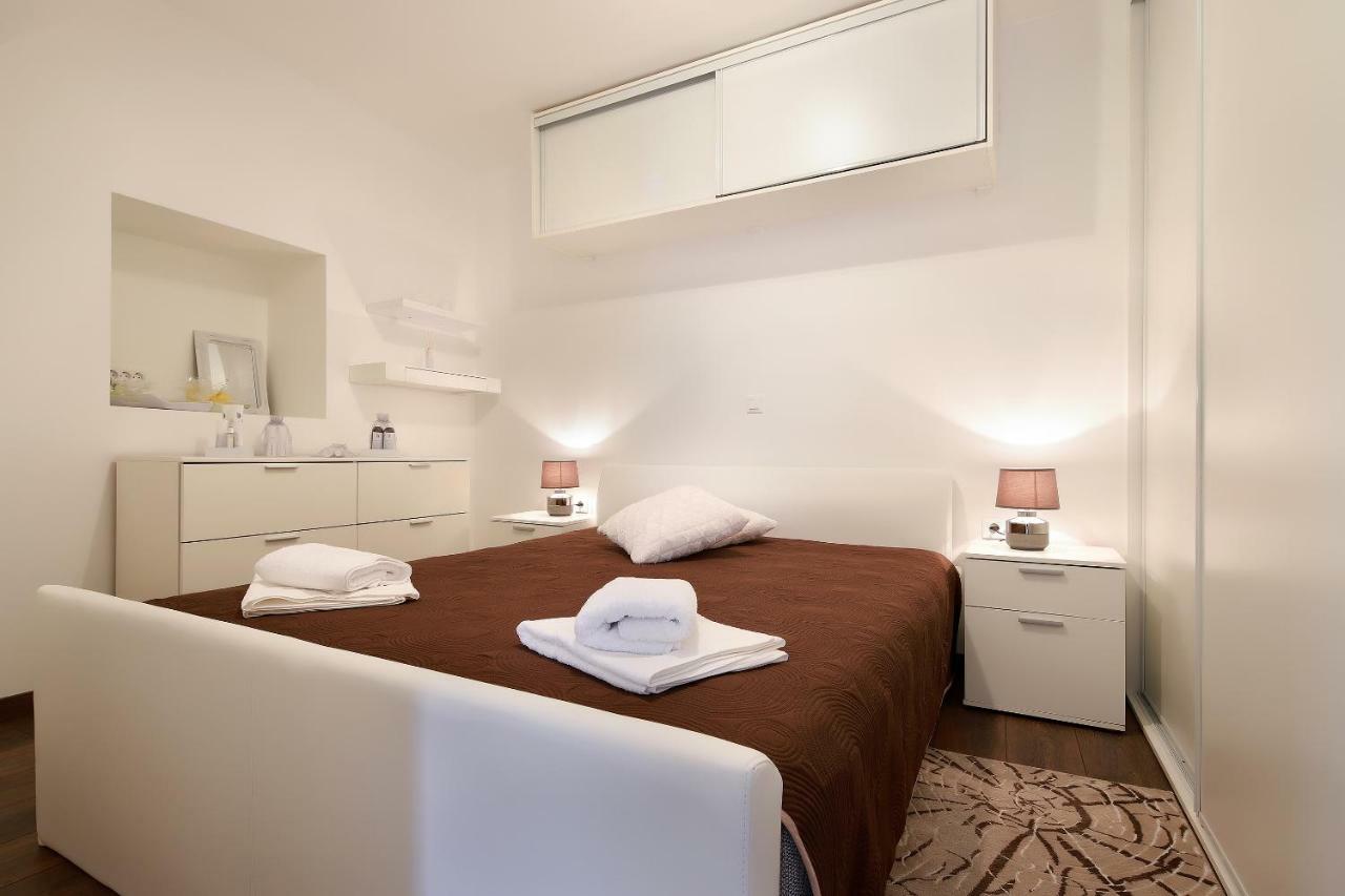 Lux Seaview Poljane Apartmán *